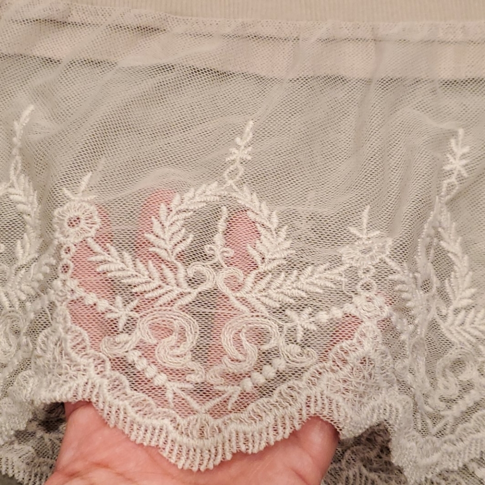 Umgee Tank Top - Picture 2 of 3